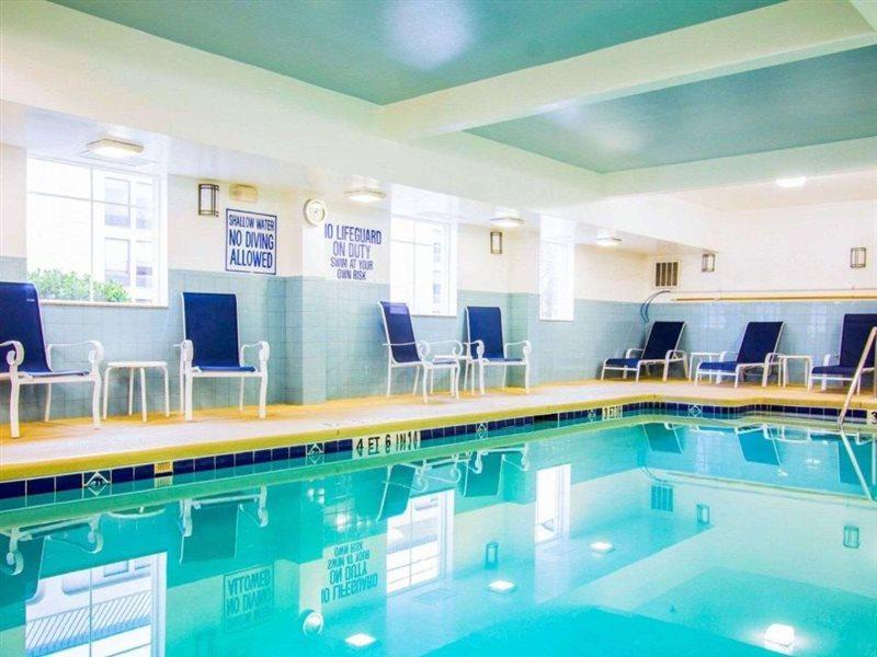 Comfort Inn & Suites Airport Convention Center Βόρειο Τσάρλεστον Εξωτερικό φωτογραφία