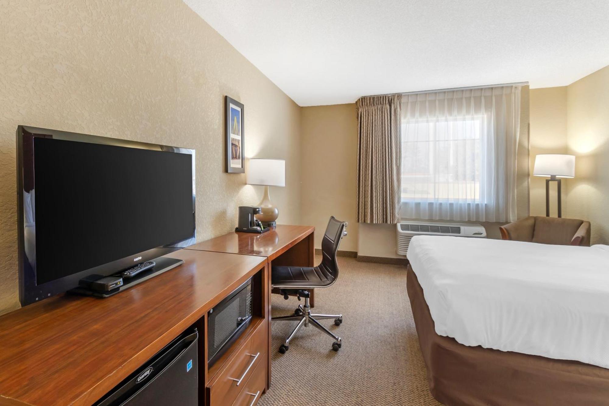 Comfort Inn & Suites Airport Convention Center Βόρειο Τσάρλεστον Εξωτερικό φωτογραφία